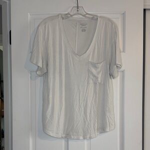 American Eagle Outfitters White V-Neck Pocket Tee